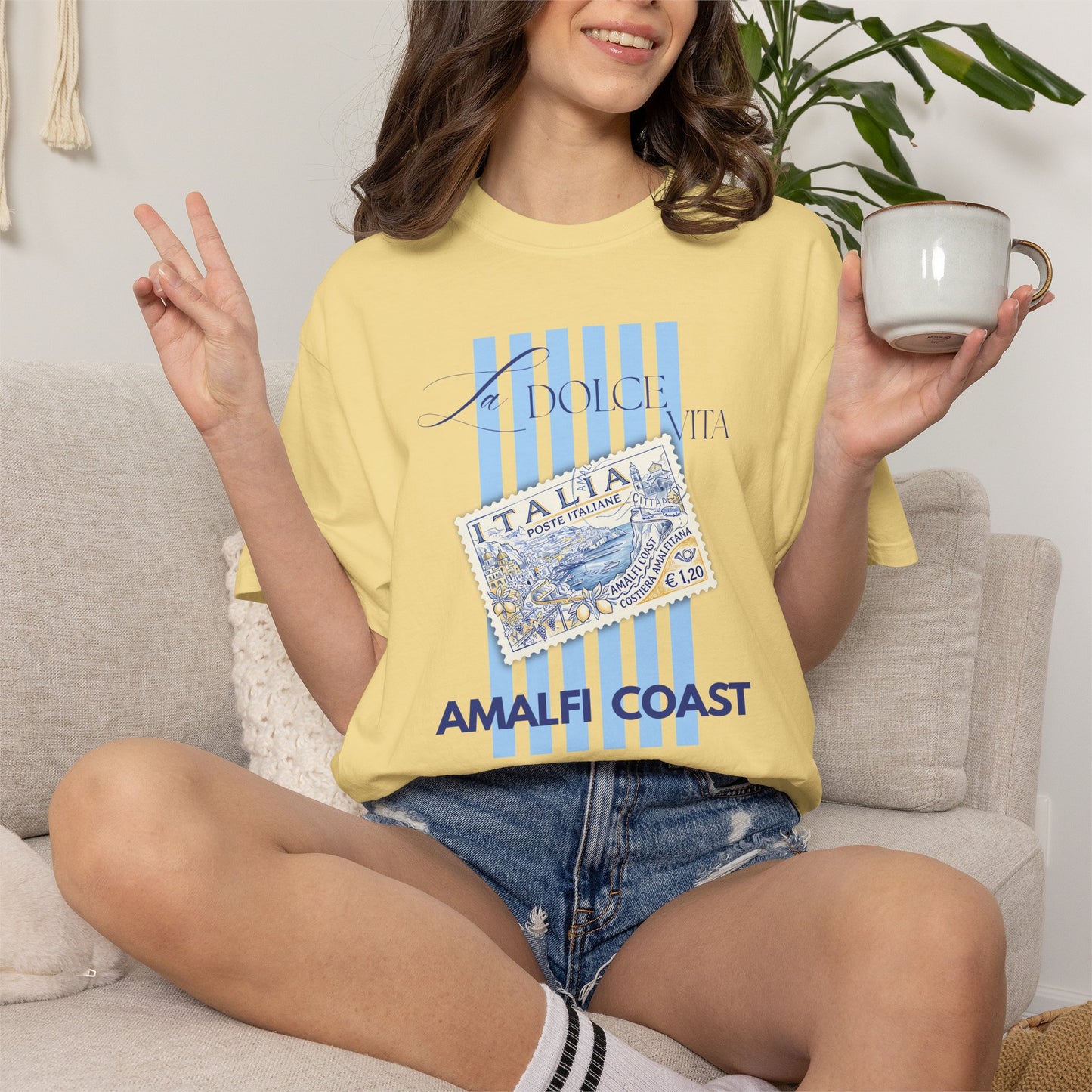 La Dolce Vita Italian Amalfi Coast Shirt Summer Vacation Tee Comfort Colors Graphic T-Shirt Women